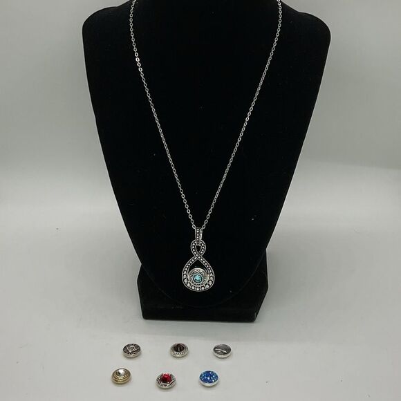 Elegant Silver Toned Pendant Necklace with Interchangeable Charms - Picture 5 of 5